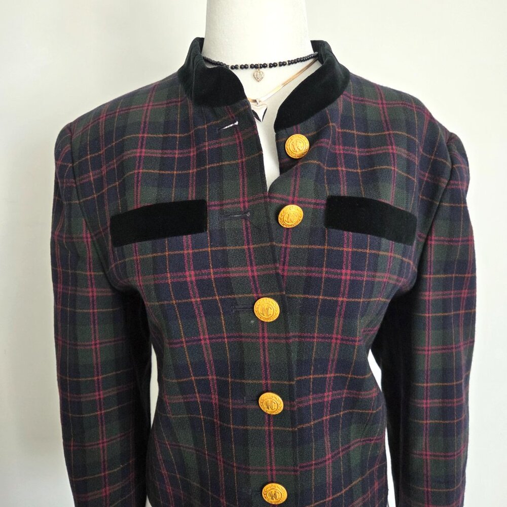 Vtg Wool Plaid Blazer Size 8P Velvet Trim Gold Button Old Money Heritage‎ Preppy - Picture 3 of 15